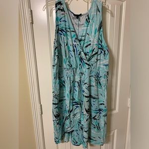 Sleeveless tshirt dress blue pattern size 26/28